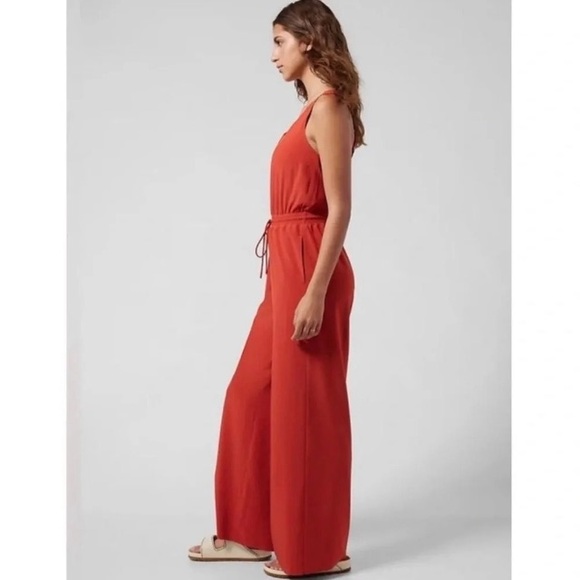 NWT Athleta Savannah Jumpsuit, black, size 6 - Picture 4 of 6